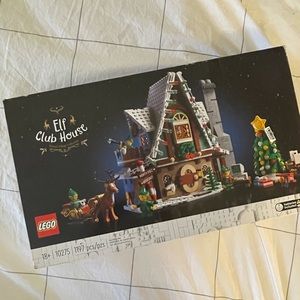 LEGO  Elf Club House